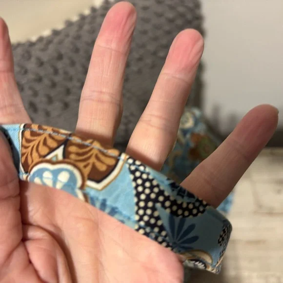 ❤️Vera Bradley Saddle Up Crossbody in Bali Blue - Picture 5 of 6